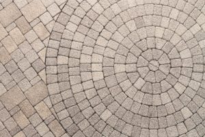 paver dirveway with designs tan gray 72 DPI